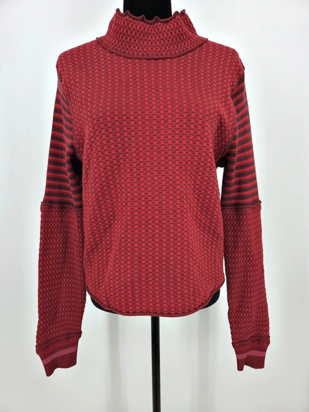 We The Free Striped Gamer Cuff Turtleneck Sweater in Red & Black XL Like New